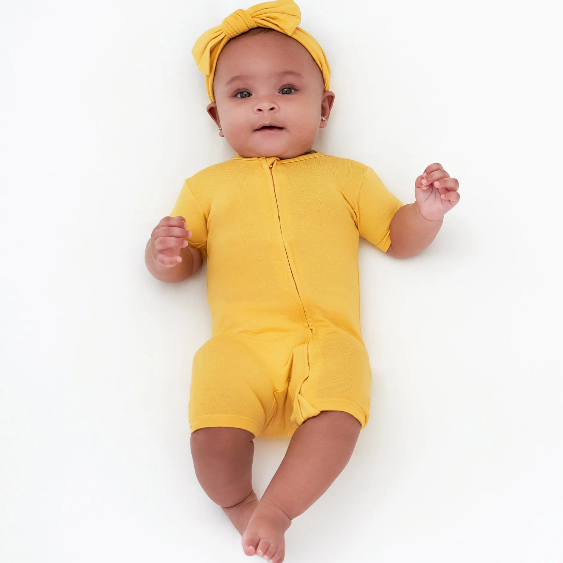 Baby Honey Buttery Soft Viscose Made from Eucalyptus Snug Fit Romper, 18M