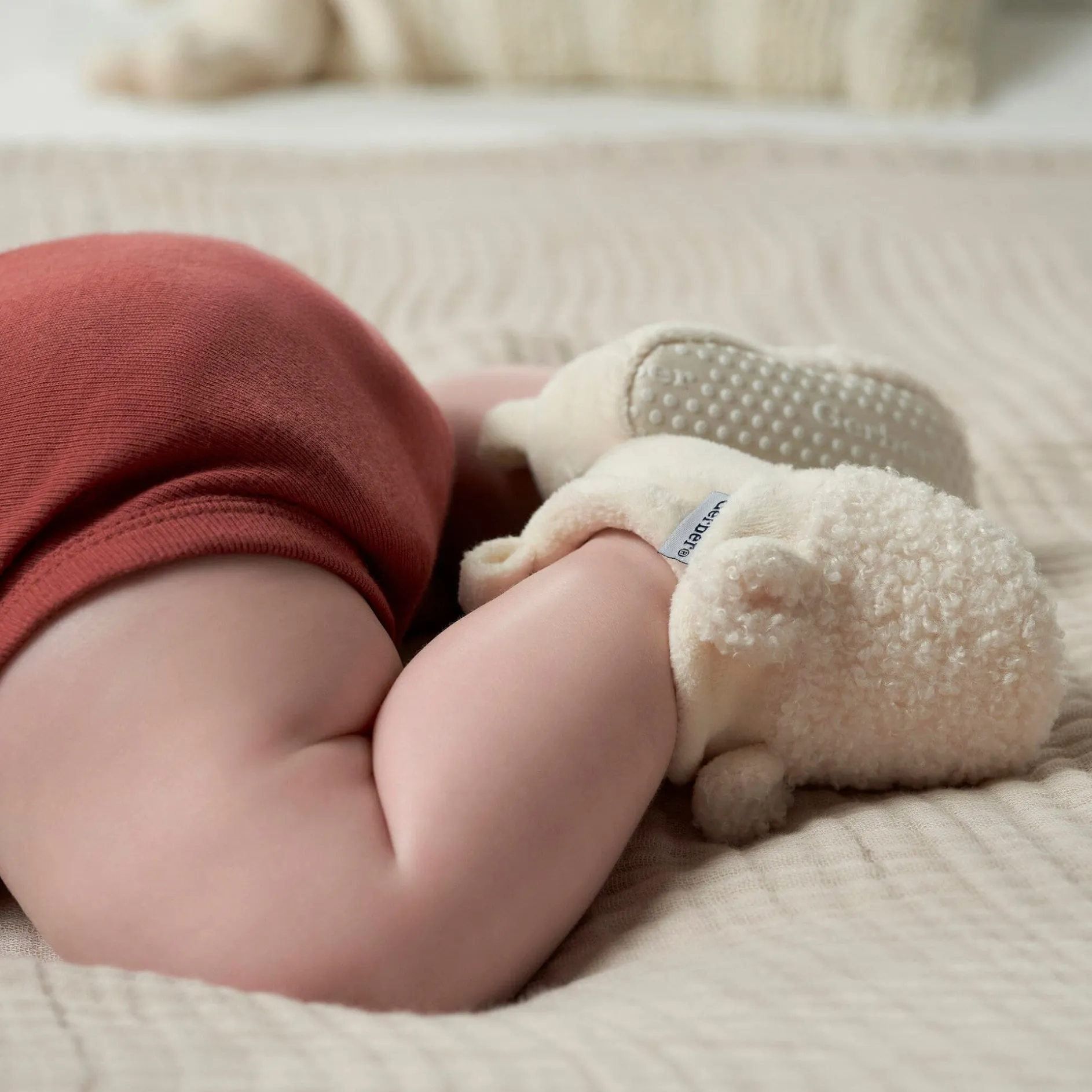 Baby Neutral Ivory Sherpa Booties