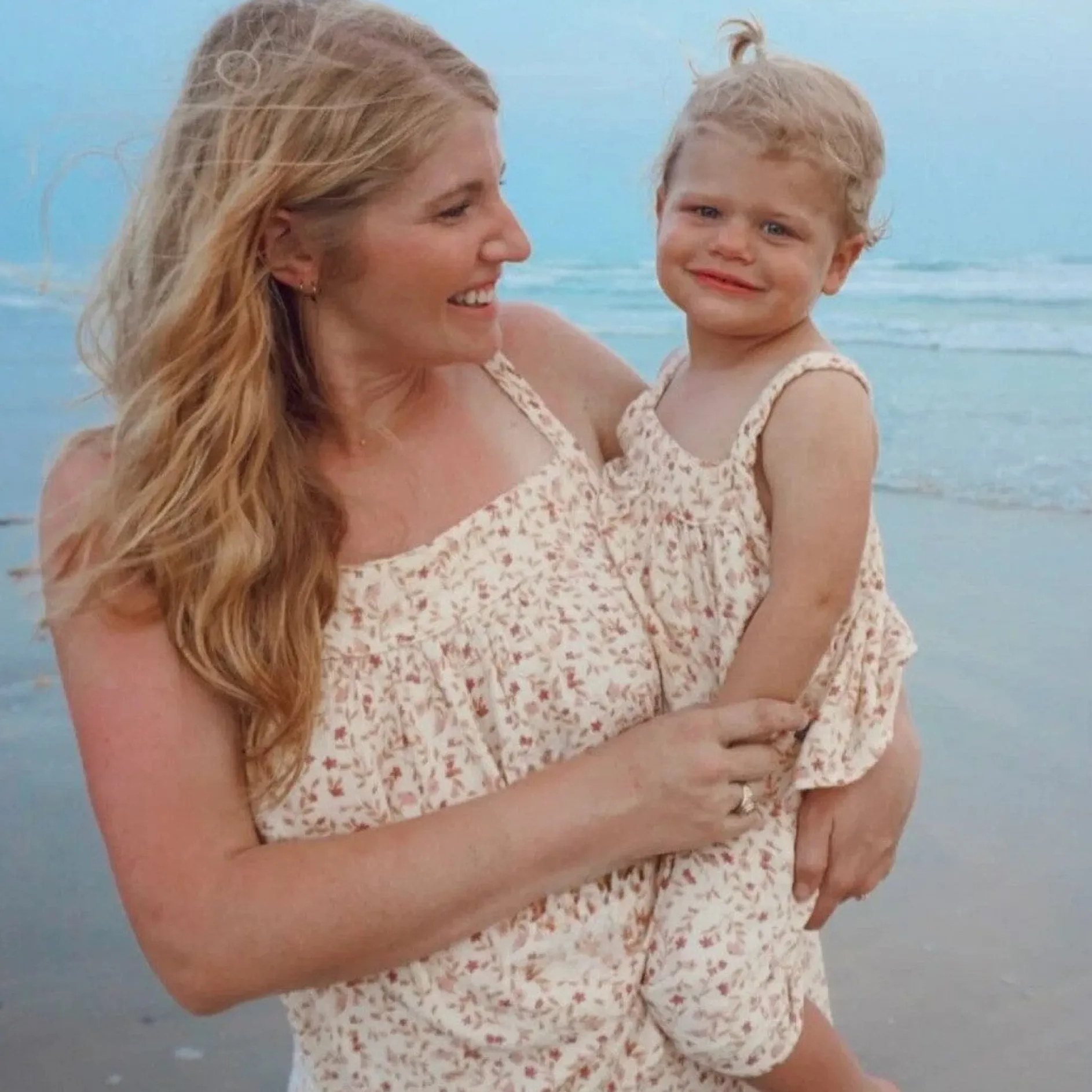 Mommy & Me Vine Floral Top & Cropped Pant Bundle