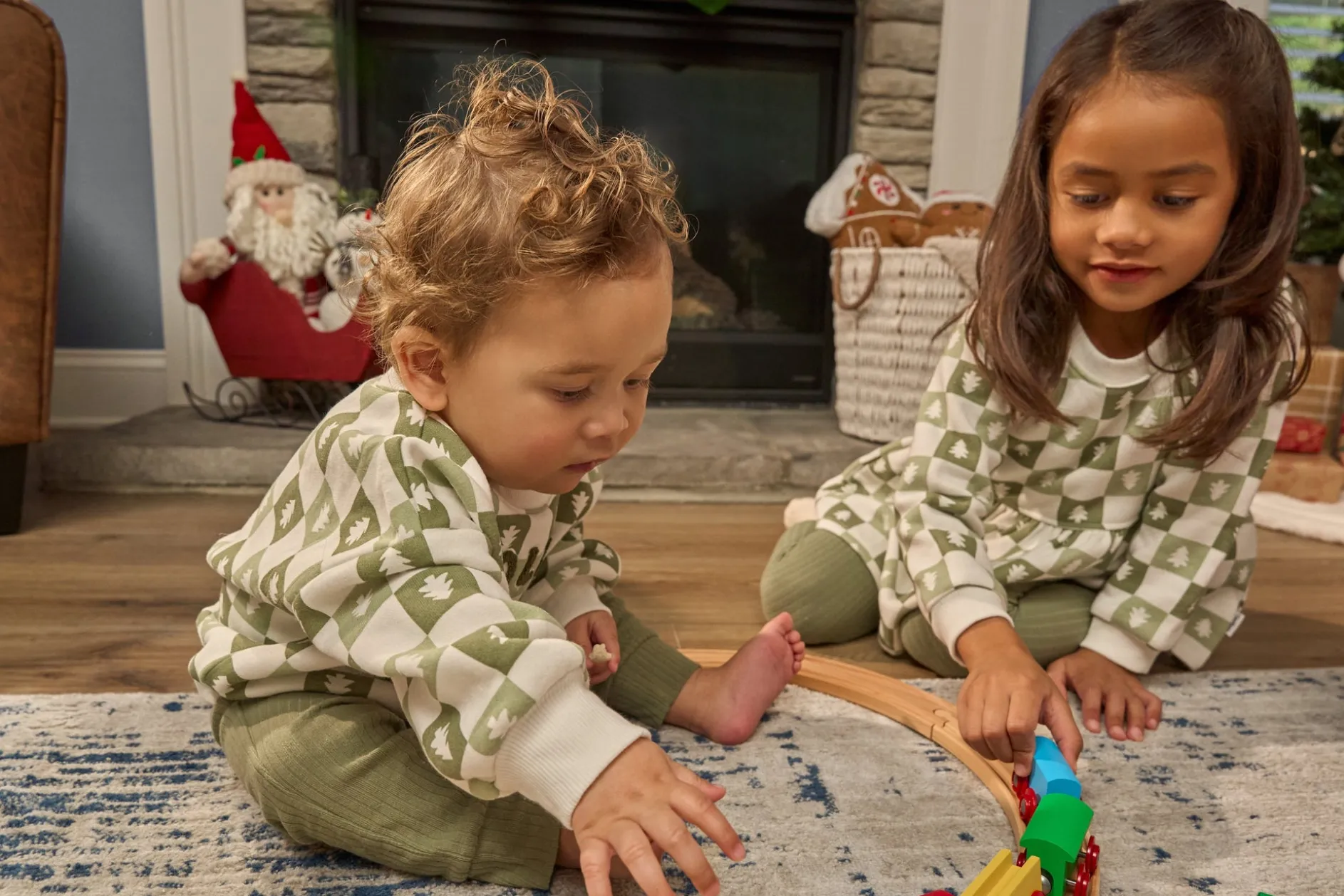 2-Piece Baby Boys Green Trees Sweatshirt and Pant Set