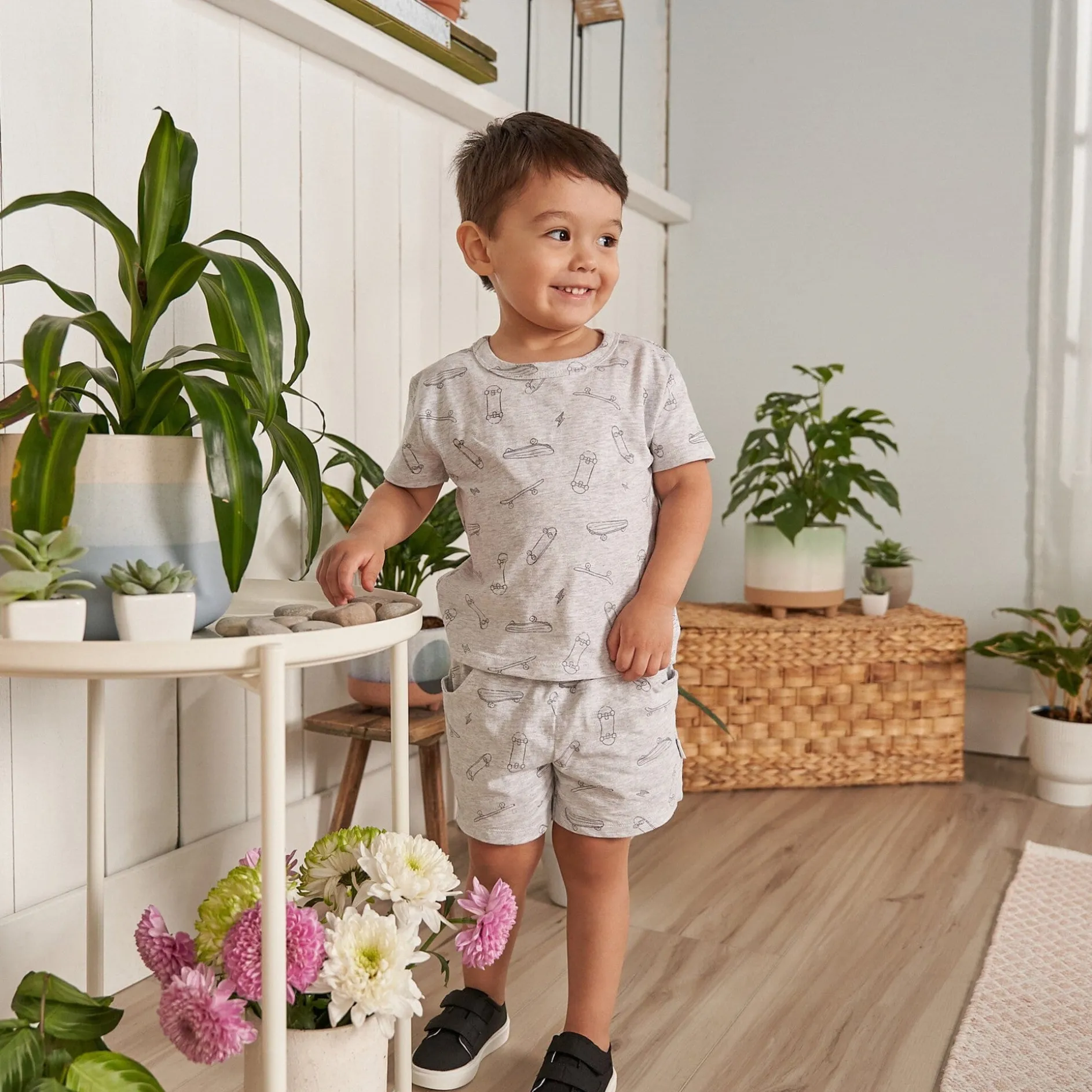 2-Piece Baby & Toddler Boys Heather Skateboard T-Shirt and Shorts Set