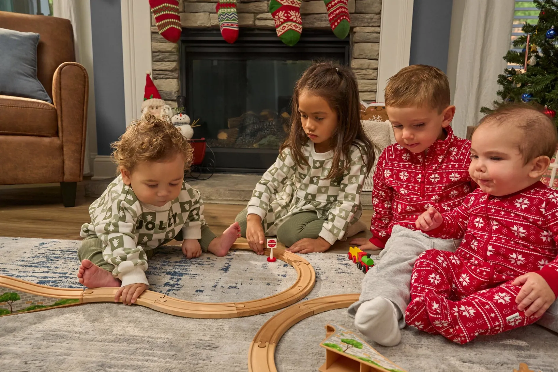 2-Piece Toddler Girls Green Trees Dress and Legging Set